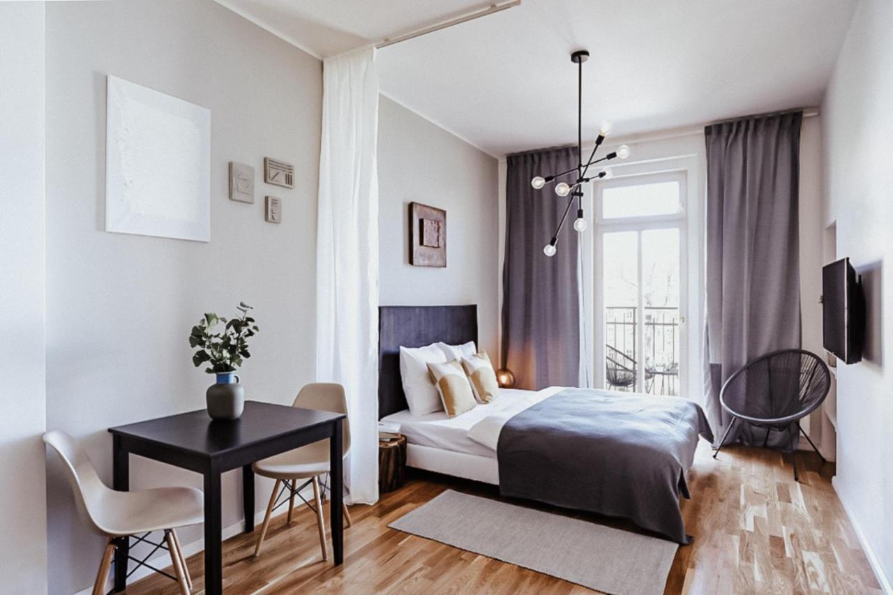 Turnkey I King George Square Studio Прага Экстерьер фото